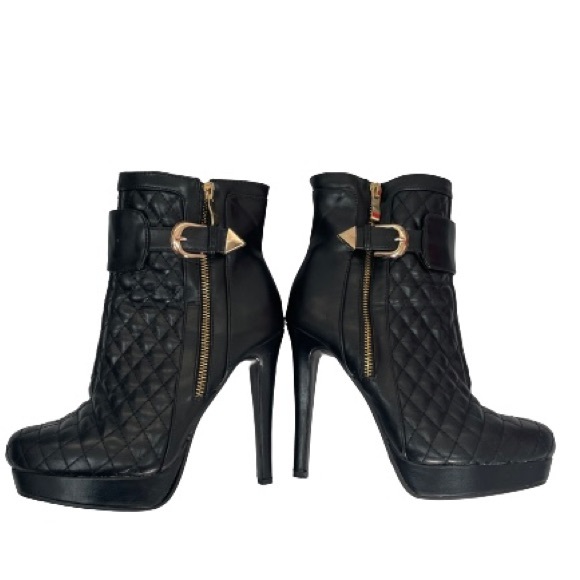 Forever black heels stilleto ankle boots booties size 6.5 - Picture 1 of 7